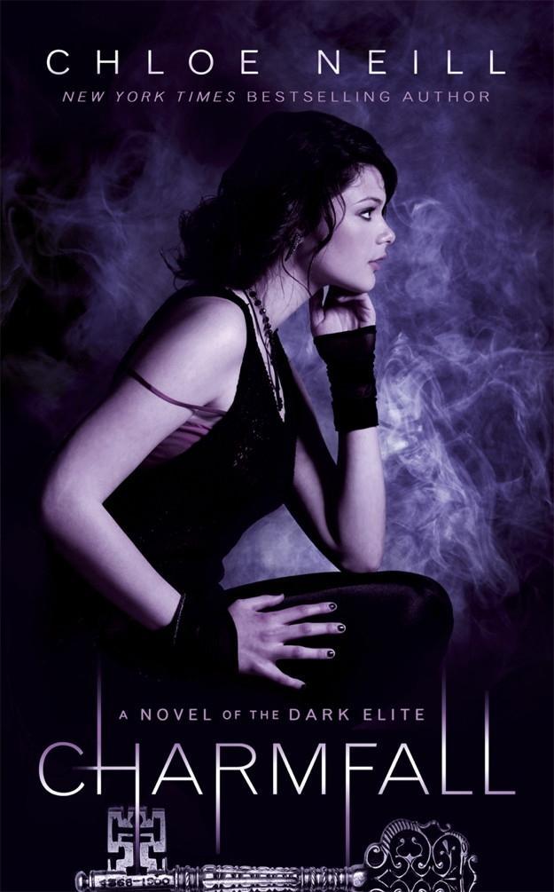 Produktbild: Charmfall | Chloe Neill