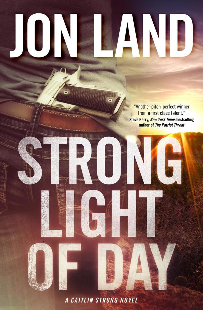Produktbild: Strong Light of Day | Jon Land