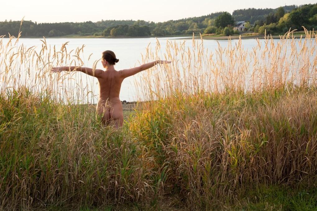 Weitere Ansicht: Nackedei 2: Aktiv, Stark, Frech und Frei - Freikörperkultur heute | Norbert Sander