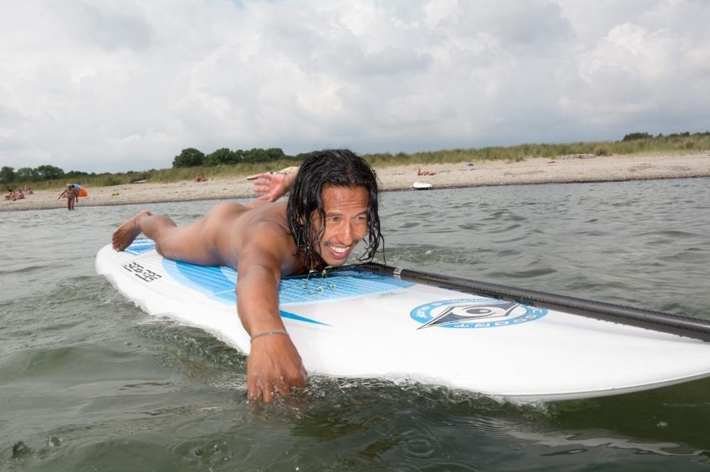 Weitere Ansicht: Nackedei 2: Aktiv, Stark, Frech und Frei - Freikörperkultur heute | Norbert Sander