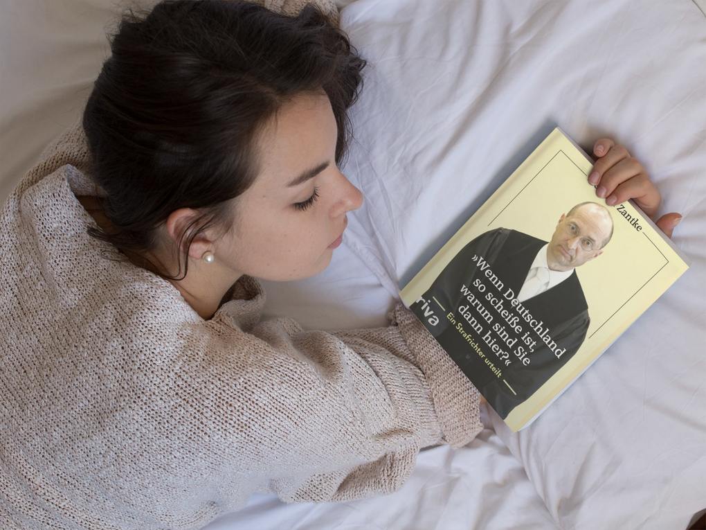 Weitere Ansicht: "Wenn Deutschland so scheiße ist, warum sind Sie dann hier?" | Stephan Zantke