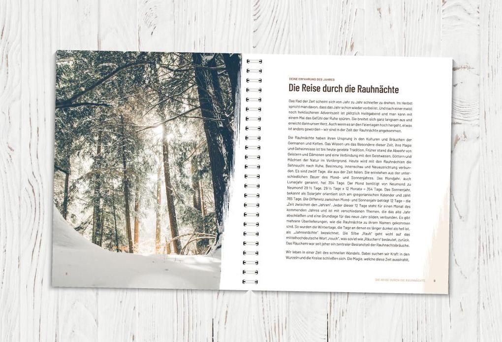 Weitere Ansicht: Die Rauhnächte - Im Fluss der Zeiten: Ein Workbook für die 12 heiligen Nächte mit viel Raum für eigene Notizen | Annett Hering