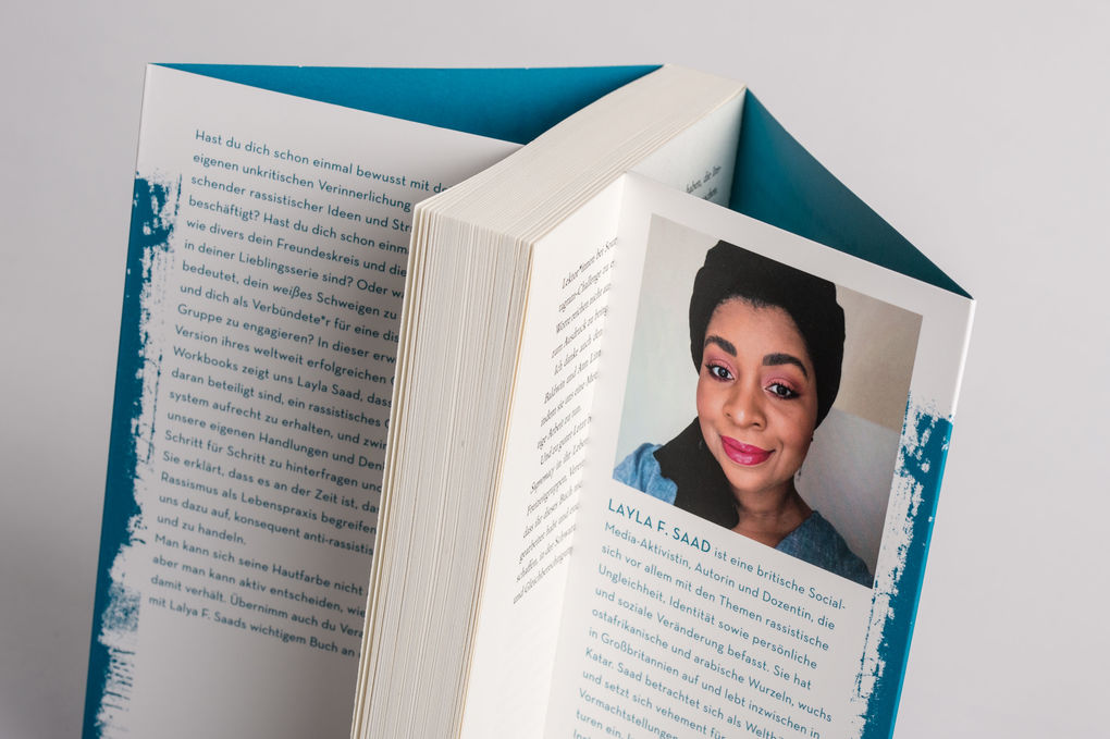 Weitere Ansicht: Me and White Supremacy - Warum kritisches Weißsein mit dir selbst anfängt | Layla Saad