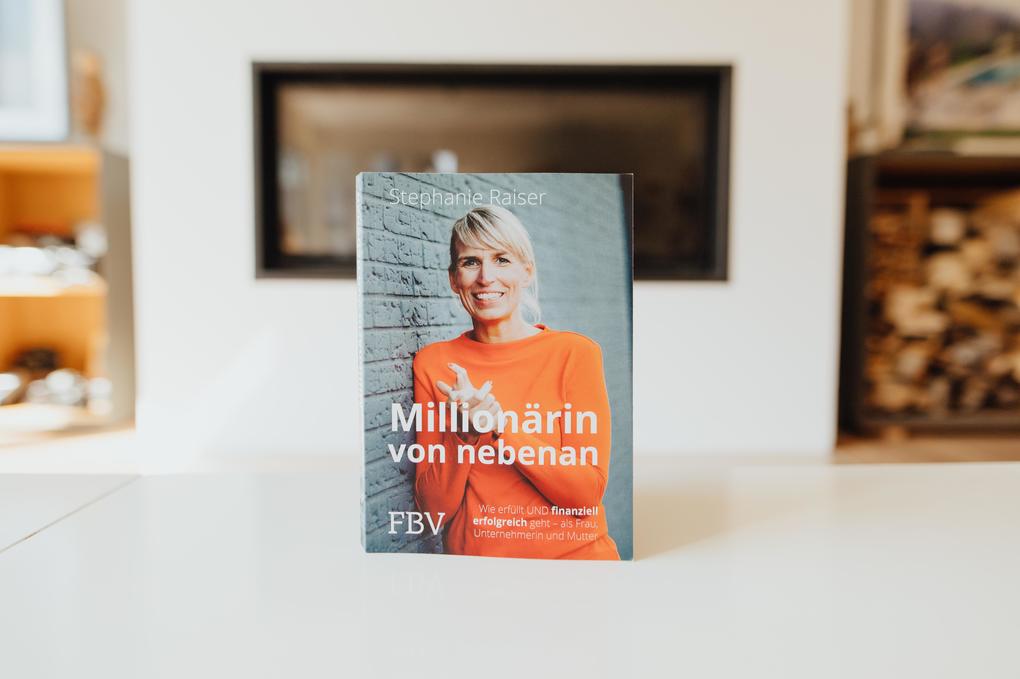 Weitere Ansicht: Millionärin von nebenan | Stephanie Raiser