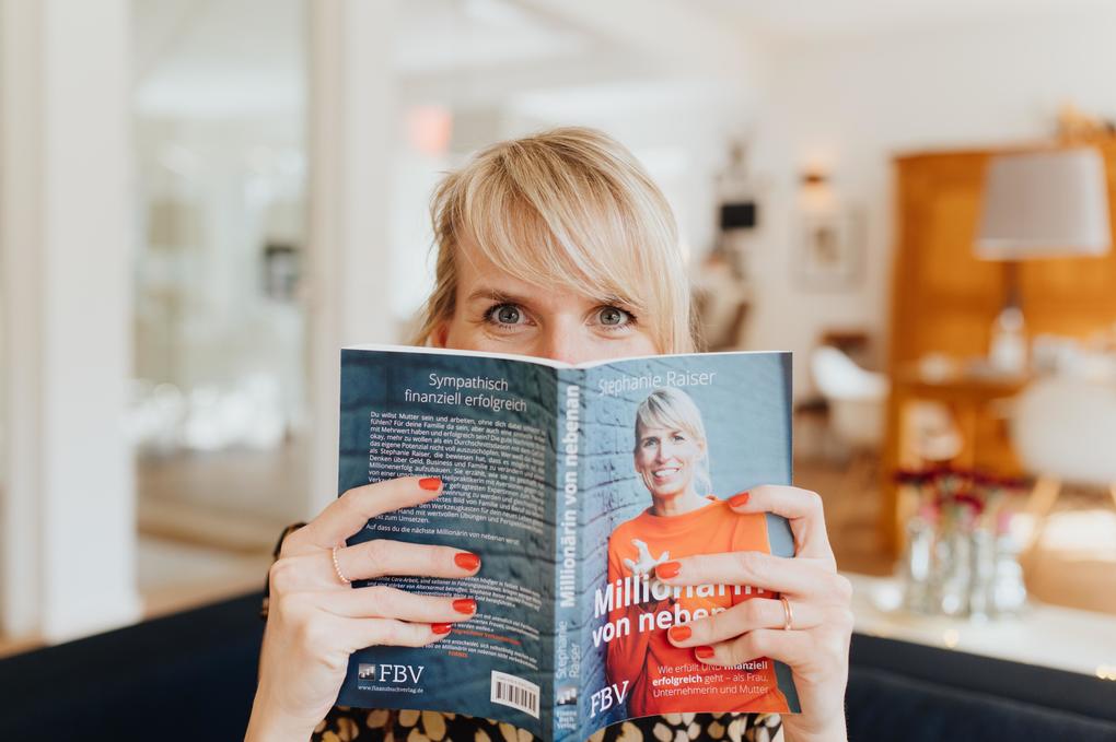 Weitere Ansicht: Millionärin von nebenan | Stephanie Raiser