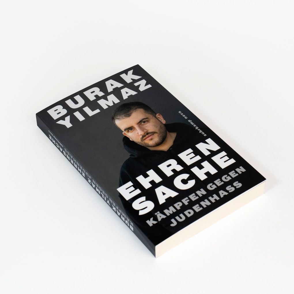 Weitere Ansicht: Ehrensache | Burak Yilmaz