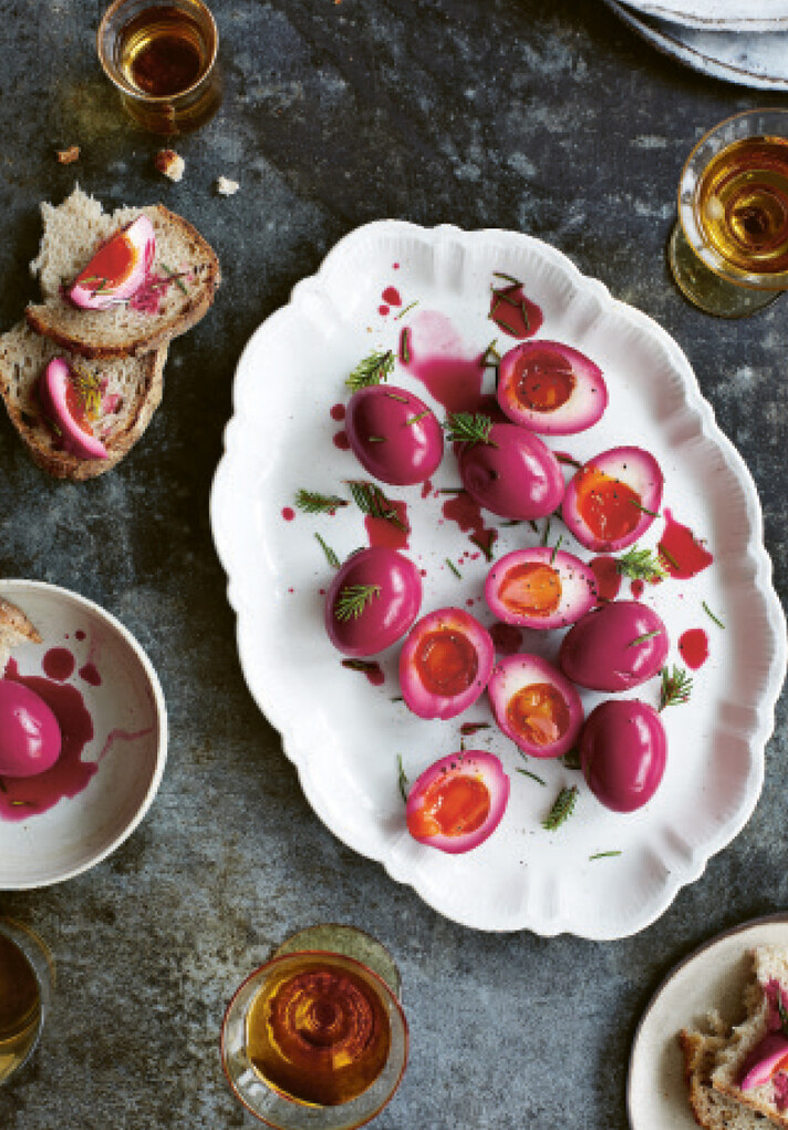 Weitere Ansicht: How to eat your christmas tree | Julia Georgallis