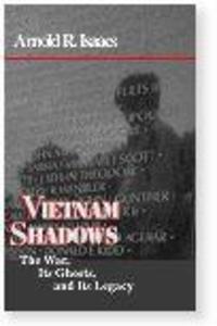 Vietnam Shadows: The War, Its Ghosts, and Its Legacy als Taschenbuch
