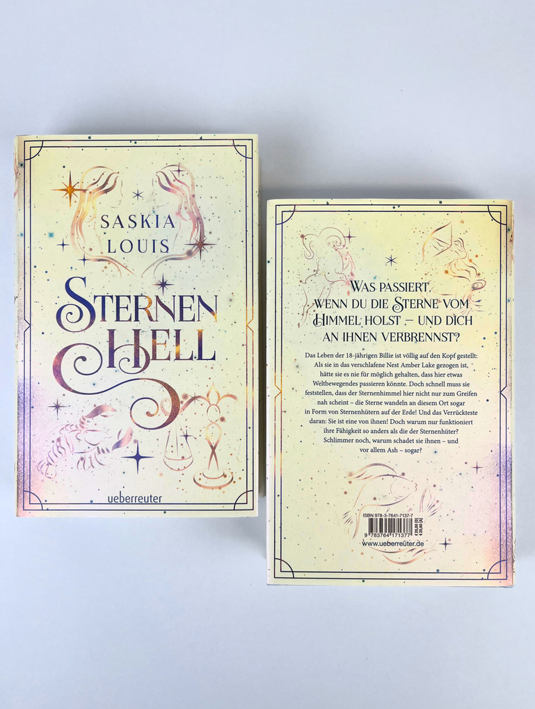 Weitere Ansicht: Sternenhell (Nachtschwarz-Sternenhell, Bd. 2) Aufregende Urban-Fantasy-Dilogie über die Magie der Sterne und eine große Liebe - Buchumschlag mit Perlmuttglanzeffekt + Character Card in der 1. Auflage! | Saskia Louis