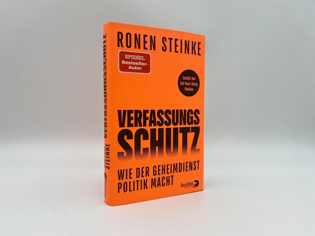 Weitere Ansicht: Verfassungsschutz | Ronen Steinke