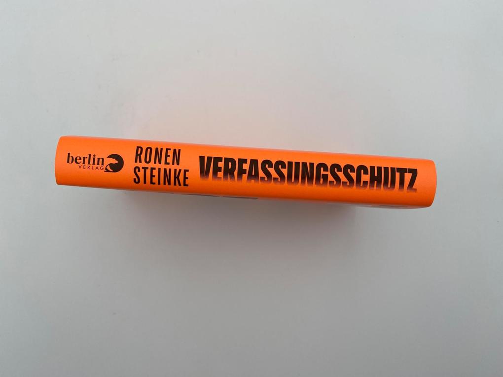 Weitere Ansicht: Verfassungsschutz | Ronen Steinke