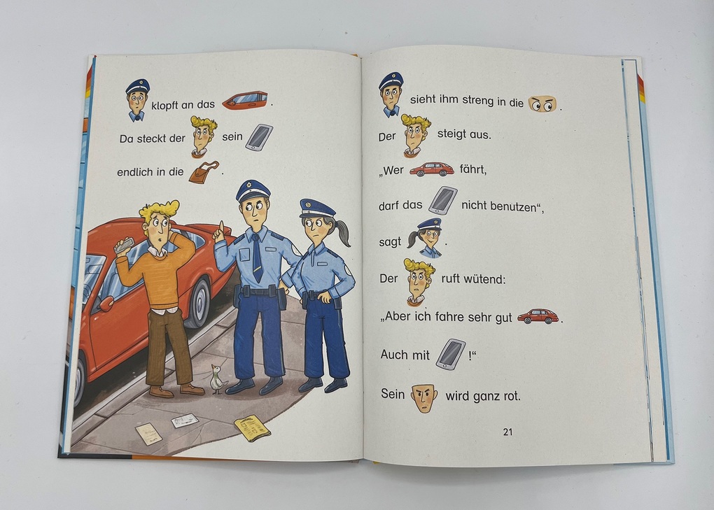 Weitere Ansicht: Polizist Leon im Einsatz | Sandra Grimm