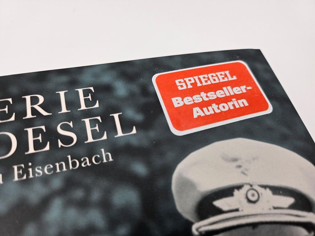 Weitere Ansicht: Der Flieger im Widerstand | Valerie Riedesel Freifrau zu Eisenbach
