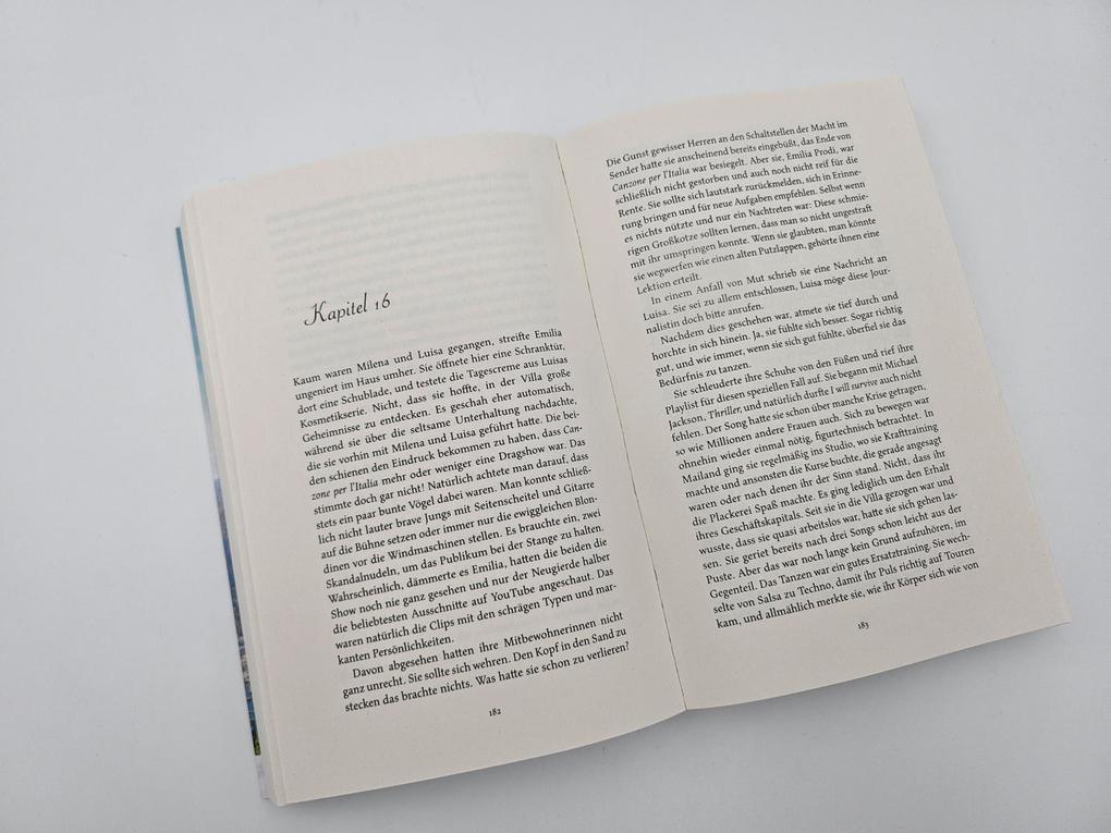 Weitere Ansicht: Die Frauen von Capri - Das Lied vergangener Sommer | Antonia Riepp