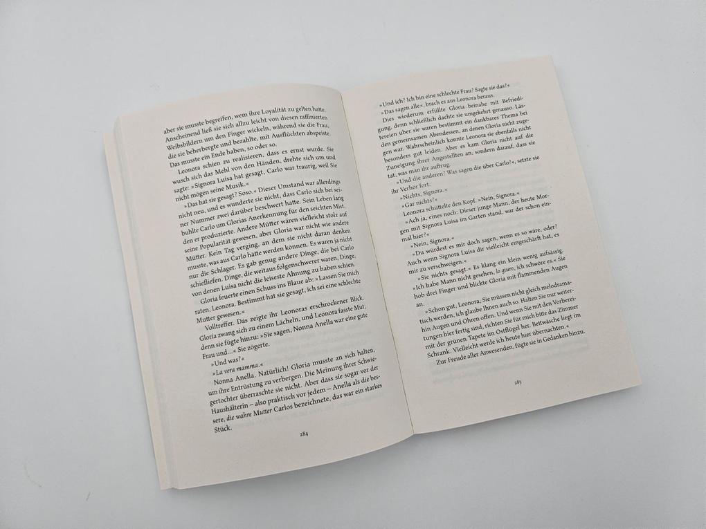 Weitere Ansicht: Die Frauen von Capri - Das Lied vergangener Sommer | Antonia Riepp