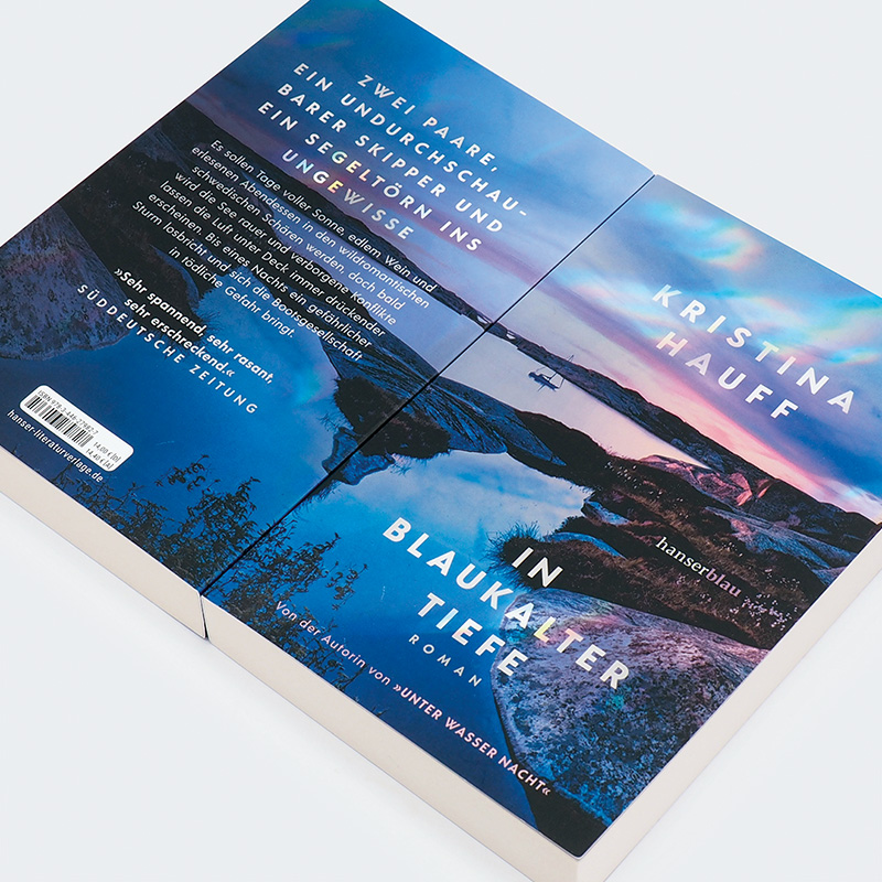 Weitere Ansicht: In blaukalter Tiefe | Kristina Hauff