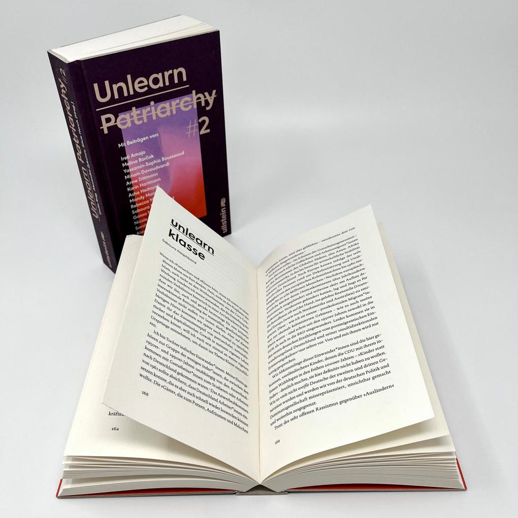 Weitere Ansicht: Unlearn Patriarchy 2 | Ireti Amojo, Melina Borak, Yassamin-Sophia Boussaoud, Miriam Davoudvandi, Anne Dittmann
