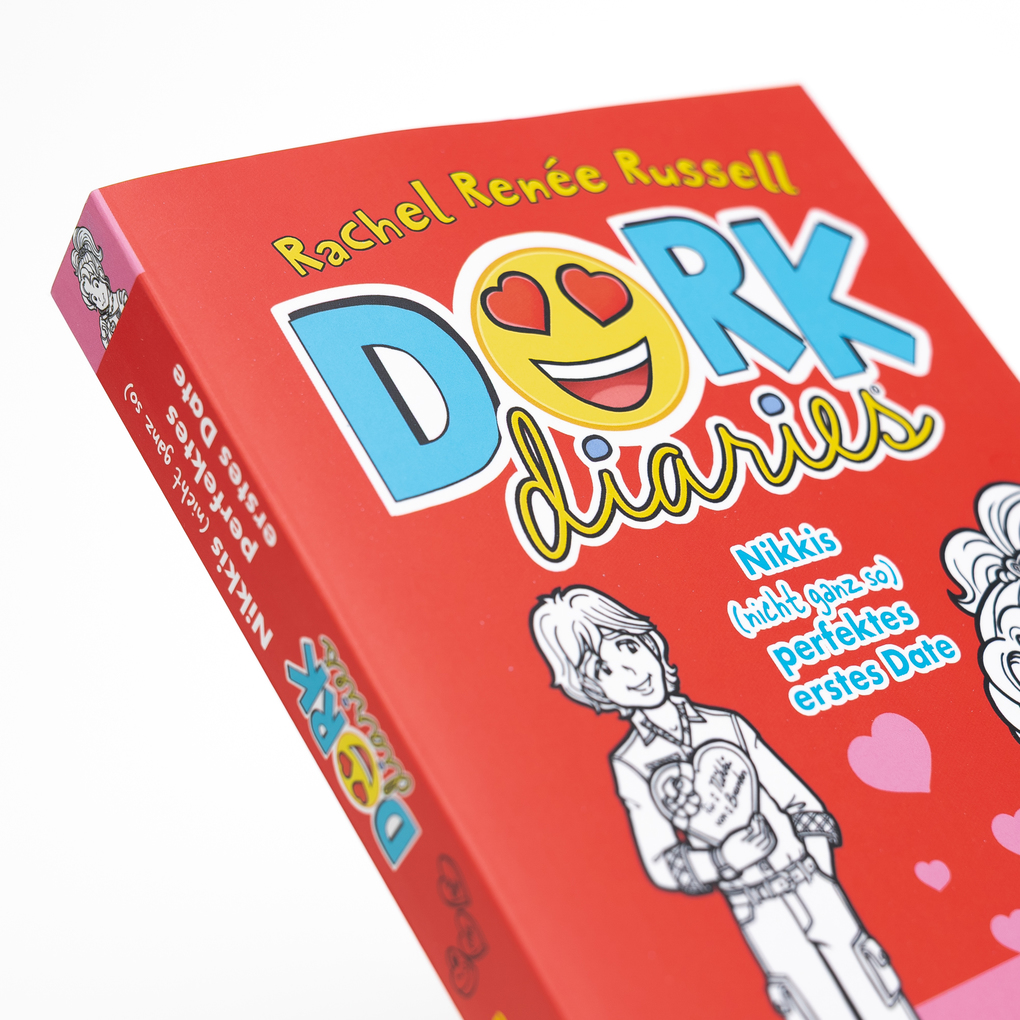 Weitere Ansicht: DORK Diaries, Band 06: Nikkis (nicht ganz so) perfektes erstes Date | Rachel Renée Russell