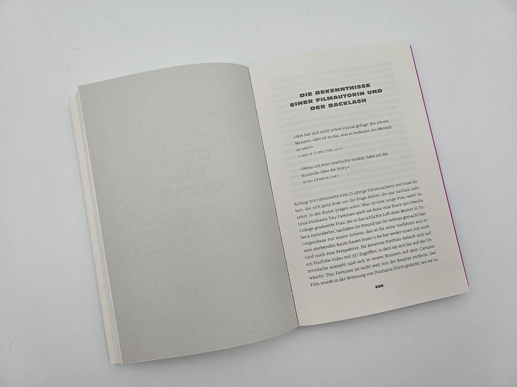 Weitere Ansicht: Girl vs. Girl | Sophie Gilbert