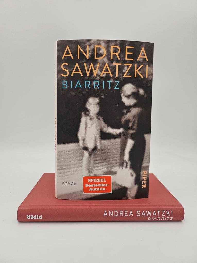 Weitere Ansicht: Biarritz | Andrea Sawatzki