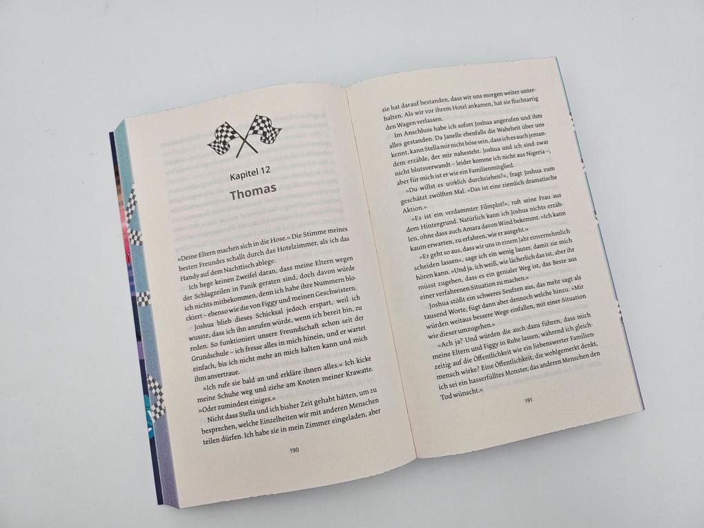 Weitere Ansicht: Ride with me - Die Rennstrecke ist sein Leben, bis sie ihn aus der Spur bringt | Simone Soltani