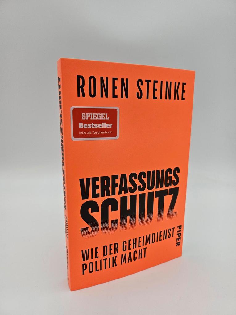 Weitere Ansicht: Verfassungsschutz | Ronen Steinke