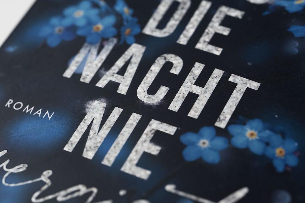 Weitere Ansicht: Was die Nacht nie vergisst | Justine Pust