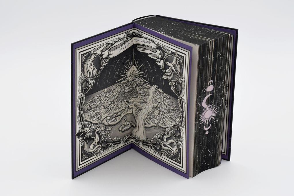 Weitere Ansicht: The Night is Defying | Chloe C. Peñaranda