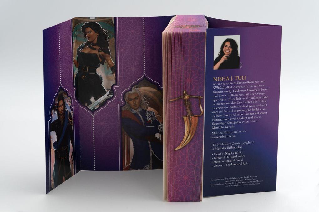 Weitere Ansicht: Dance of Stars and Ashes | Nisha J. Tuli