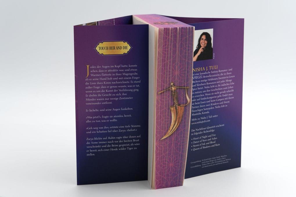 Weitere Ansicht: Dance of Stars and Ashes | Nisha J. Tuli