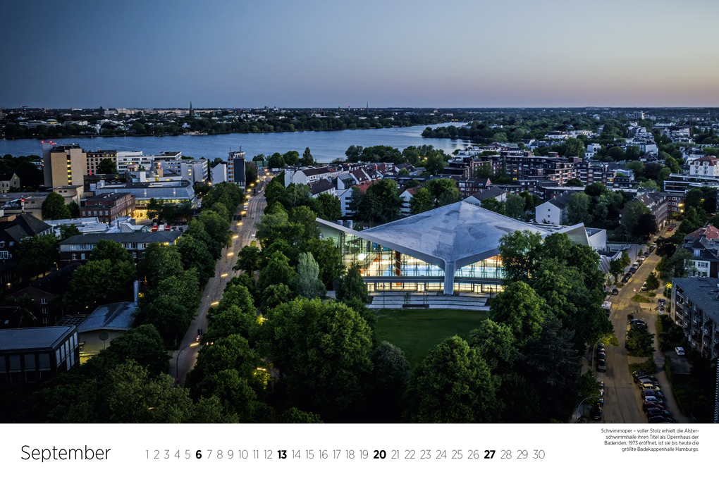 Weitere Ansicht: Hamburg - aus den Wolken 2026