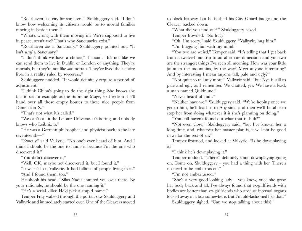 Weitere Ansicht: Skulduggery Pleasant 11. Midnight | Derek Landy