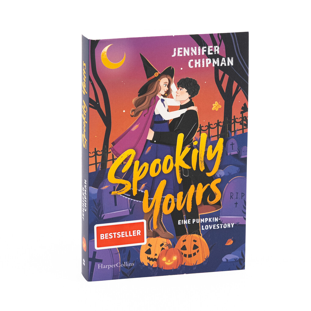 Weitere Ansicht: Spookily Yours | Jennifer Chipman