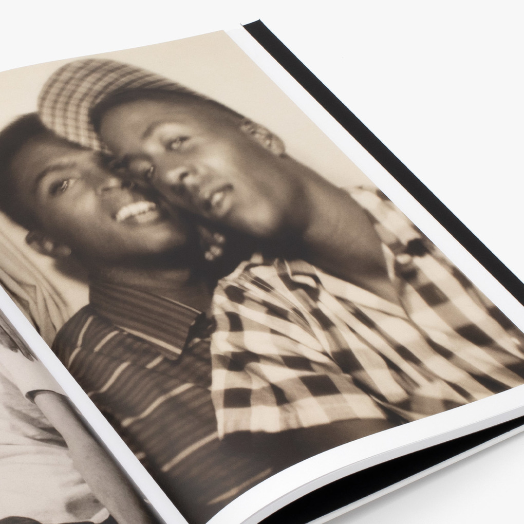 Weitere Ansicht: MORE LOVING