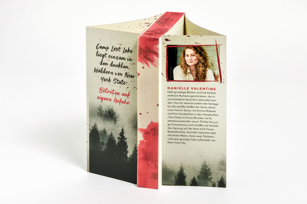 Weitere Ansicht: Two Sides to Every Murder | Danielle Valentine