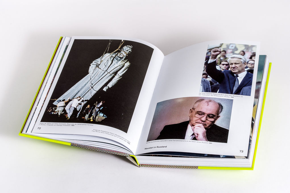 Weitere Ansicht: 1990er | Henry Carroll