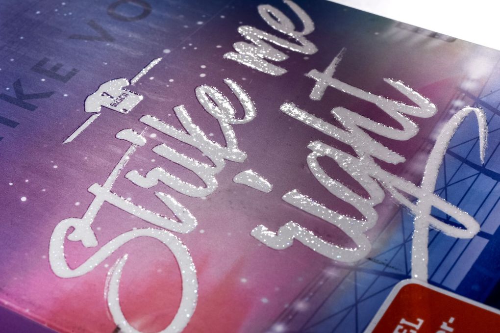 Weitere Ansicht: Strike Me Right | Maike Voß