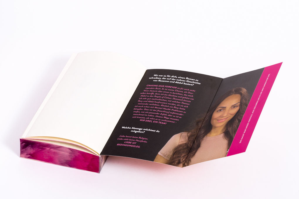 Weitere Ansicht: Chasing Our Forever - Based on Roxy's & Abdul's Story | Sofia Kus