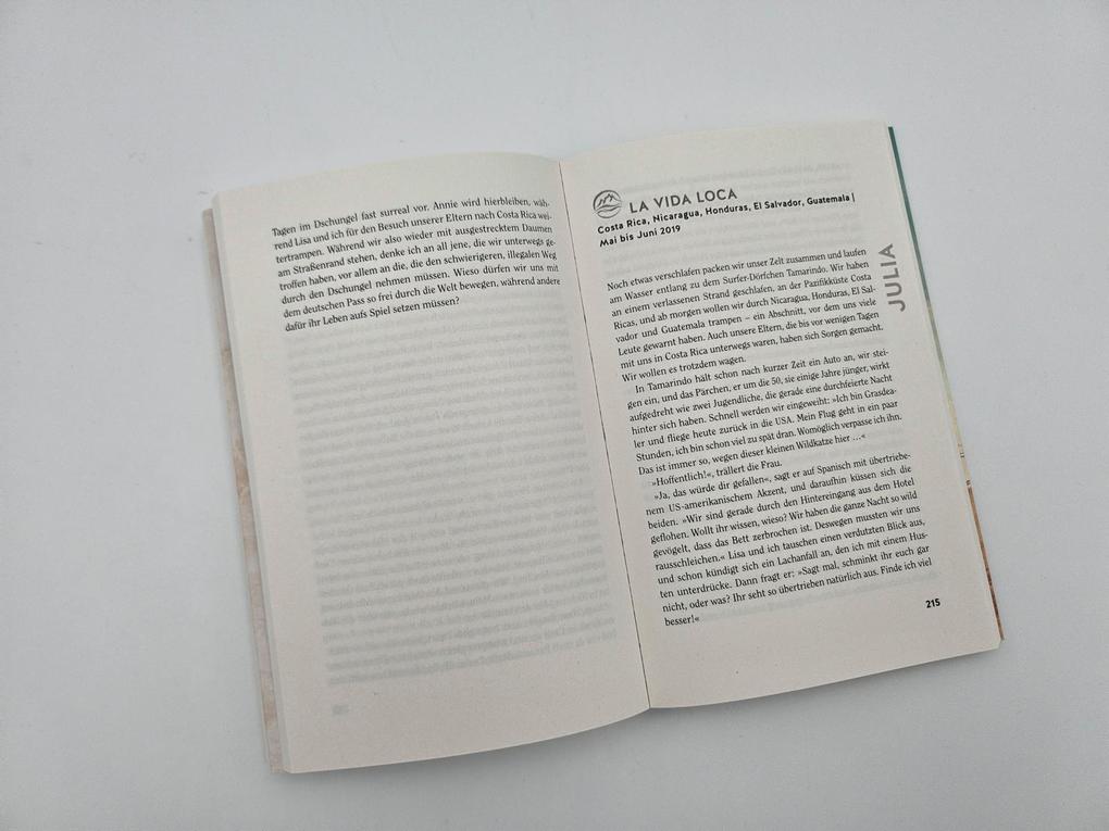 Weitere Ansicht: Out there | Julia Hermes, Lisa Hermes