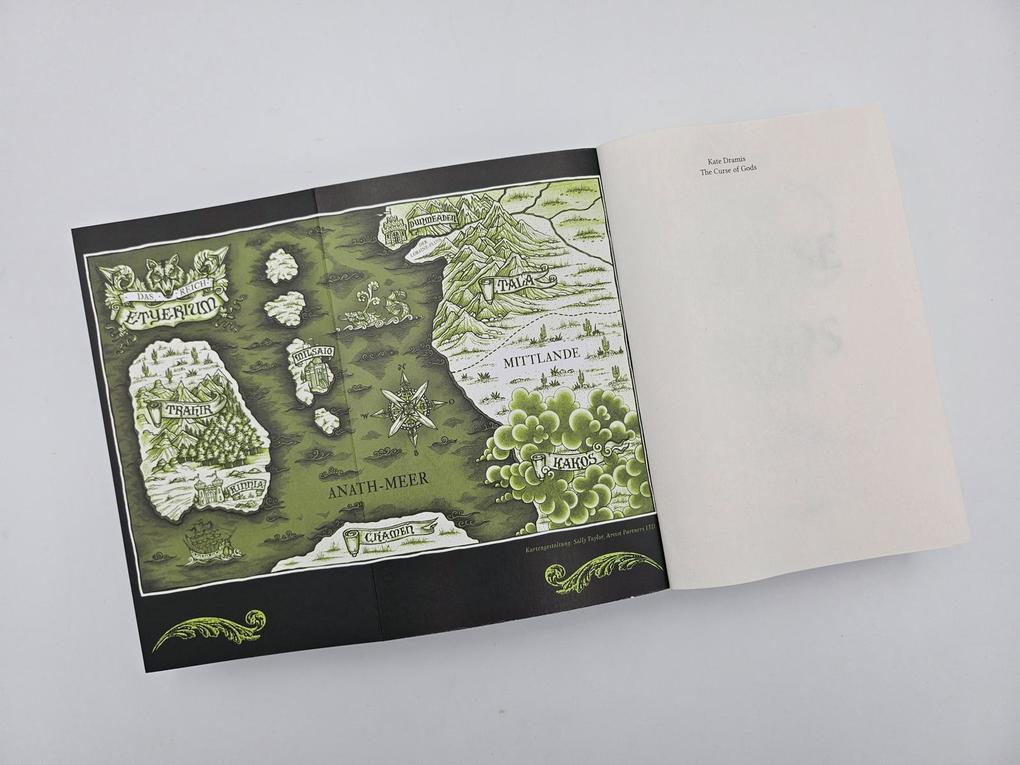 Weitere Ansicht: The Curse of Gods | Kate Dramis