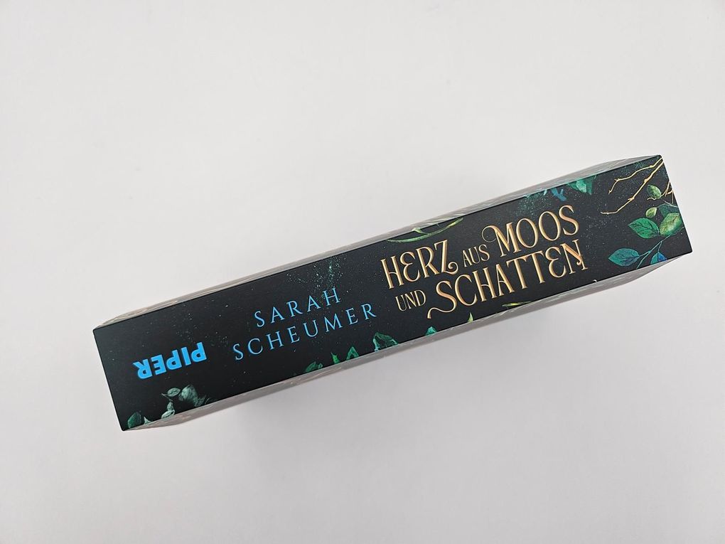 Weitere Ansicht: Herz aus Moos und Schatten | Sarah Scheumer