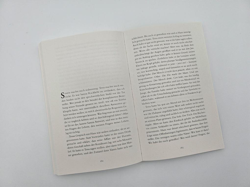 Weitere Ansicht: Die Gleichzeitigkeit der Dinge | Husch Josten