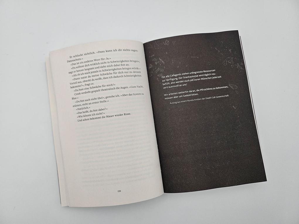 Weitere Ansicht: Whispers of Destiny | Justine Pust