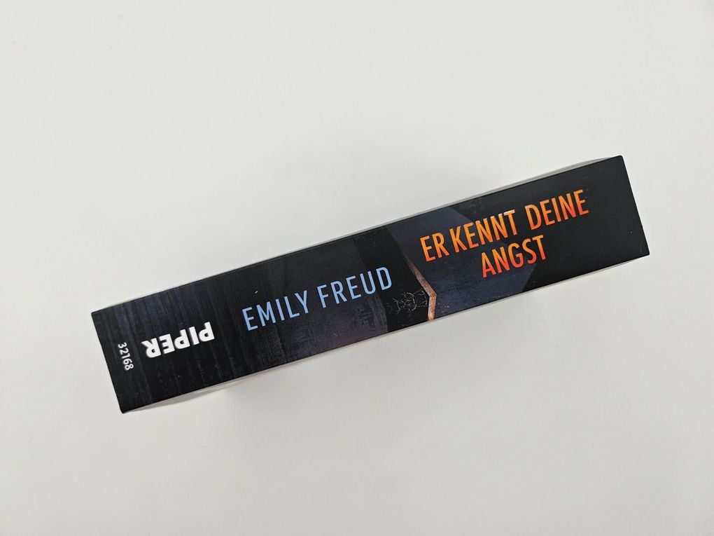 Weitere Ansicht: Er kennt deine Angst | Emily Freud
