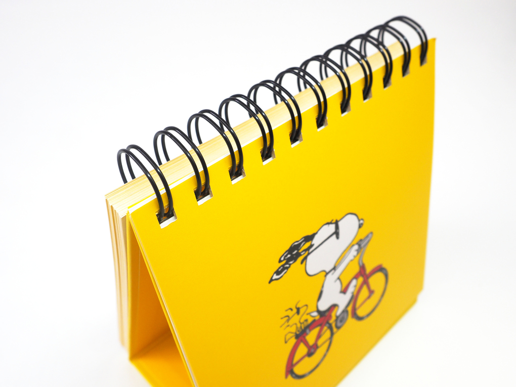 Weitere Ansicht: "Immer nach oben schauen ... das ist das Geheimnis des Lebens". Mit Snoopy gelassen durch den Tag (Tischaufsteller) | Charles M. Schulz