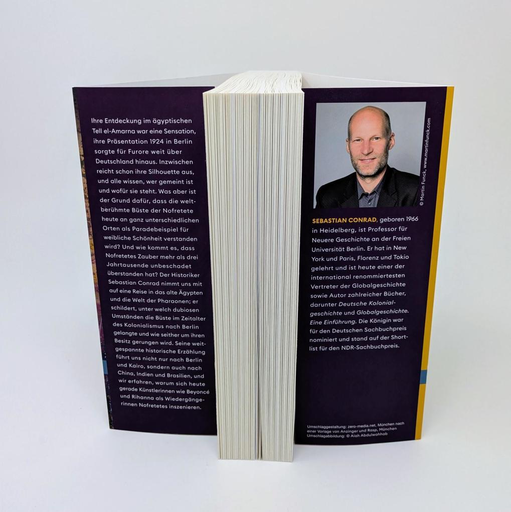 Weitere Ansicht: Die Königin | Sebastian Conrad