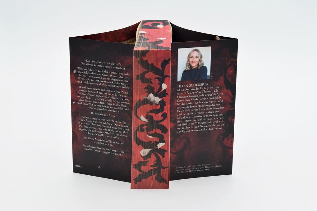 Weitere Ansicht: Blood and Steel | Helen Scheuerer