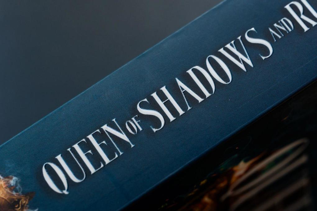 Weitere Ansicht: Queen of Shadows and Ruin | Nisha J. Tuli