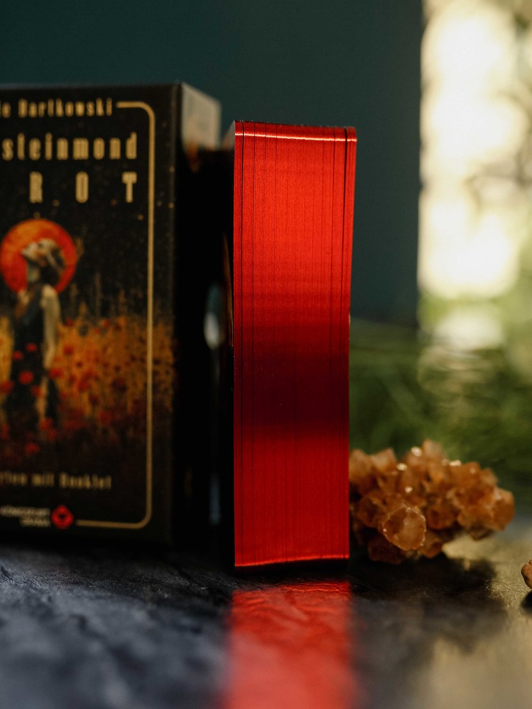 Weitere Ansicht: Bernsteinmond Tarot - 78 Tarotkarten und 80-seitiges Booklet | Hepie Bartkowski