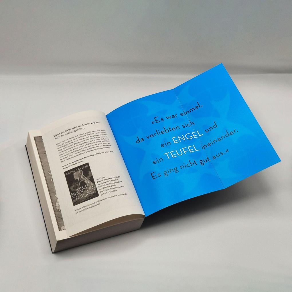 Weitere Ansicht: Daughter of Smoke and Bone | Laini Taylor